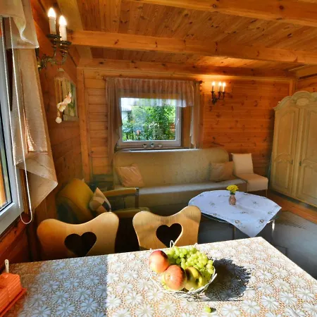 Near The Lake, Casa vacanze